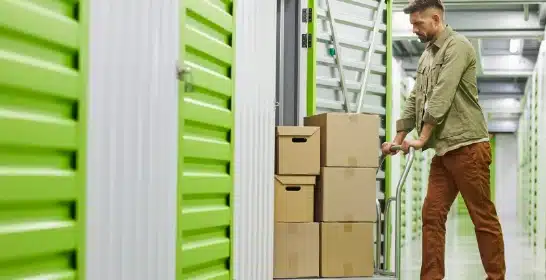 jung movers with boxes